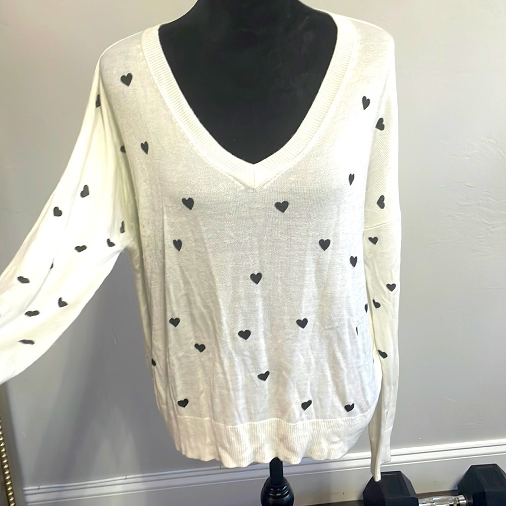 Heart sweater Theo & Spence